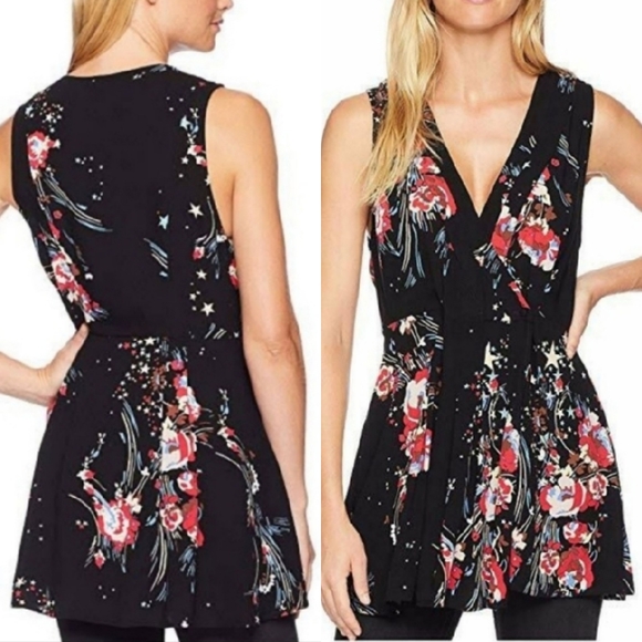 ⭐️ Free People Back to the Basics Boho Floral Star Wrap Tunic Black Top - Picture 3 of 13